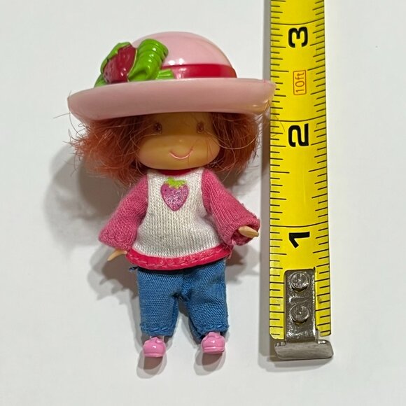 Strawberry Shortcake Berry Cute Go-Hats Wheels Toy with Doll Bandai Vintage - Picture 8 of 9